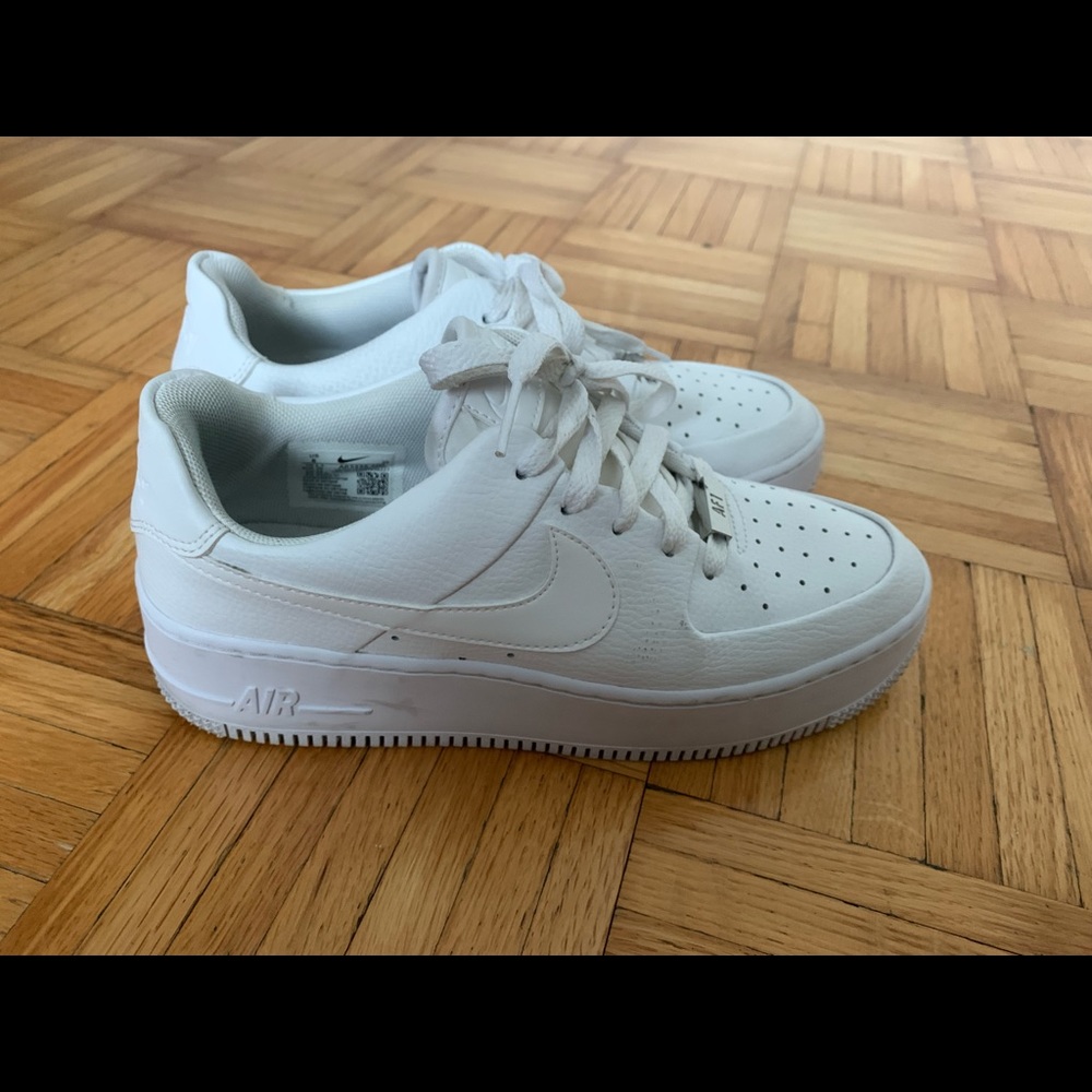 Nike Air Force 1 Sage Sneakers - Great Condition!